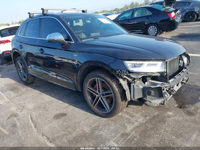 45886041 :رقم المزاد ، WA1A4AFY2J2050345 vin ، 2018 Audi Sq5 3.0t Premium Plus مزاد بيع
