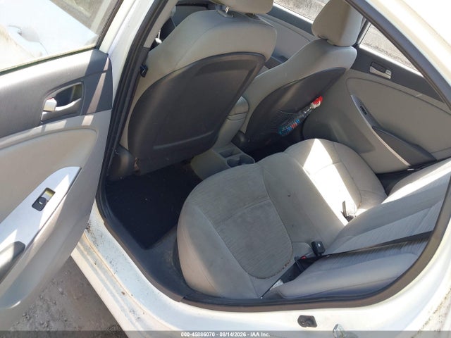 45886070 :رقم المزاد ، KMHCT4AE1FU915524 vin ، 2015 Hyundai Accent Gls مزاد بيع