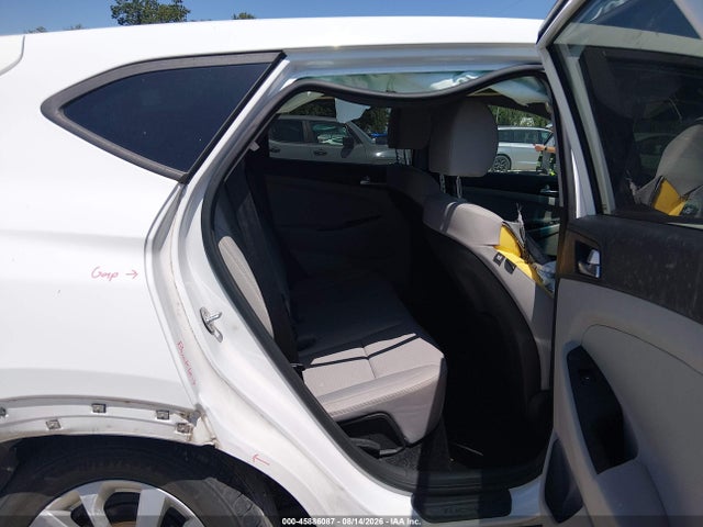 Hyundai TUCSON SE 2019 KM8J23A41KU012957 Image 8