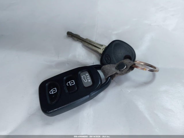 2015 Hyundai Elantra Se მანქანა იყიდება აუქციონზე, vin: 5NPDH4AE8FH581528, აუქციონის ნომერი: 45886088