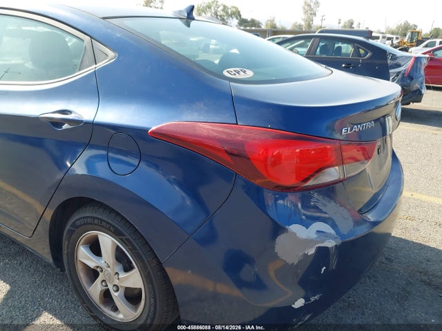 2015 Hyundai Elantra Se მანქანა იყიდება აუქციონზე, vin: 5NPDH4AE8FH581528, აუქციონის ნომერი: 45886088