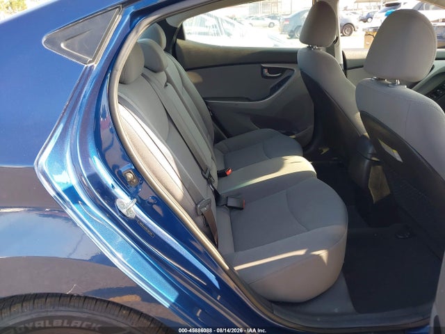 2015 Hyundai Elantra Se მანქანა იყიდება აუქციონზე, vin: 5NPDH4AE8FH581528, აუქციონის ნომერი: 45886088
