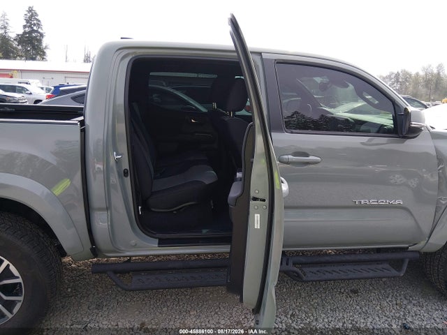 Auction sale of the 2022 Toyota Tacoma Trd Sport, vin: 3TMCZ5AN7NM458956, lot number: 45886100