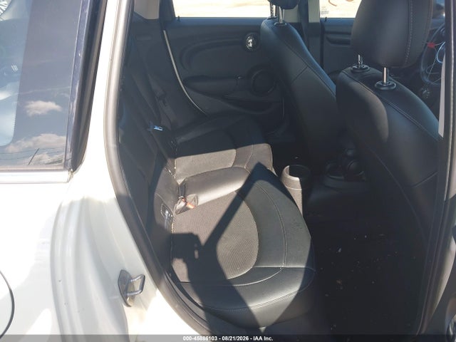 Продаж на аукціоні авто 2017 Mini Hardtop Cooper, vin: WMWXU1C52H2E18589, номер лоту: 45886103
