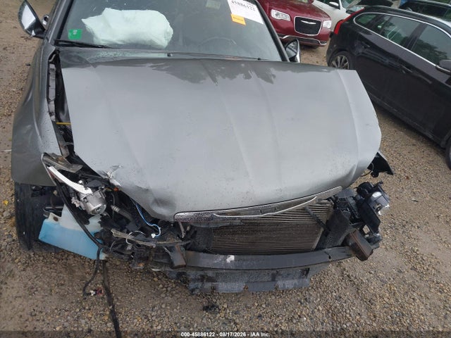 45886122 :رقم المزاد ، 1C3BC2FB0BN582373 vin ، 2011 Chrysler 200 Limited مزاد بيع