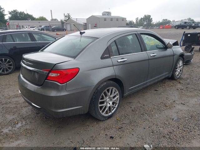 45886122 :رقم المزاد ، 1C3BC2FB0BN582373 vin ، 2011 Chrysler 200 Limited مزاد بيع