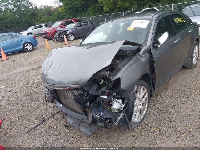 45886122 :رقم المزاد ، 1C3BC2FB0BN582373 vin ، 2011 Chrysler 200 Limited مزاد بيع