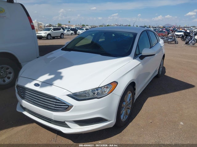 Ford FUSION S 2017 3FA6P0G73HR415923 Image 2