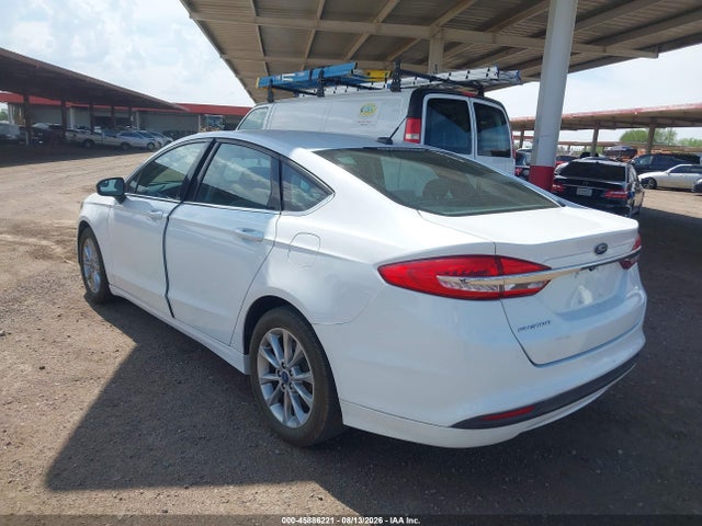 Ford FUSION S 2017 3FA6P0G73HR415923 Image 3