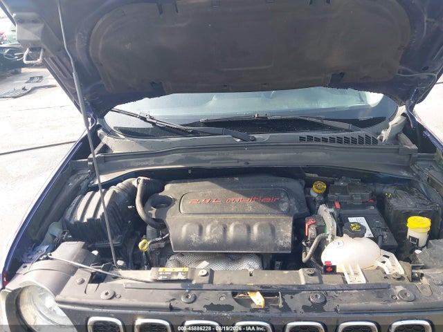 2017 Jeep Renegade Latitude მანქანა იყიდება აუქციონზე, vin: ZACCJBBB2HPE49643, აუქციონის ნომერი: 45886228