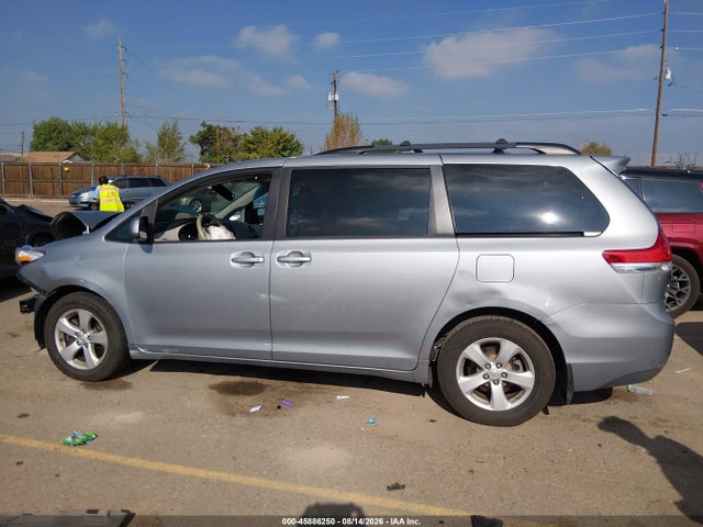 Aukcja sprzedaży 2013 Toyota Sienna Le V6 8 Passenger, vin: 5TDKK3DC0DS398936, numer aukcji: 45886250