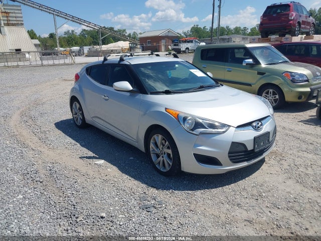 2016 Hyundai Veloster მანქანა იყიდება აუქციონზე, vin: KMHTC6AD8GU257401, აუქციონის ნომერი: 45886293