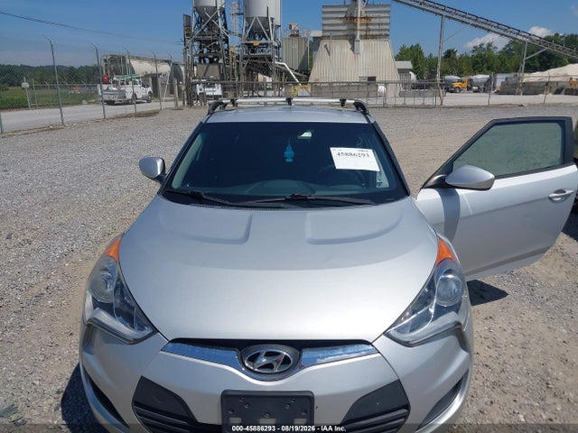 2016 Hyundai Veloster მანქანა იყიდება აუქციონზე, vin: KMHTC6AD8GU257401, აუქციონის ნომერი: 45886293
