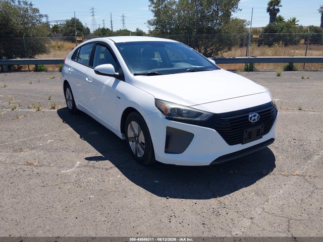 Hyundai Ioniq Hybrid Blue 2019 KMHC65LC5KU107082 главное изображение