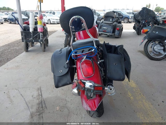 45886379 :رقم المزاد ، 1HFSC43024A401977 vin ، 2004 Honda Vt1100 C2 مزاد بيع