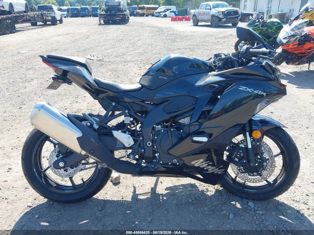 45886420 :رقم المزاد ، ML5ZXCP10SDA42647 vin ، 2025 Kawasaki Zx400 P مزاد بيع
