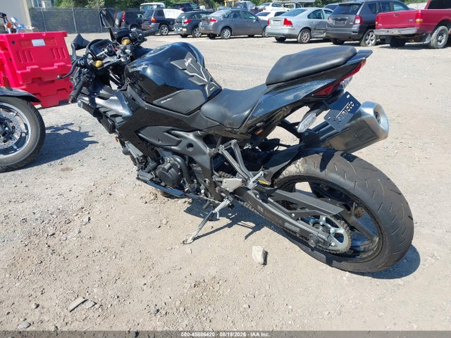 45886420 :رقم المزاد ، ML5ZXCP10SDA42647 vin ، 2025 Kawasaki Zx400 P مزاد بيع