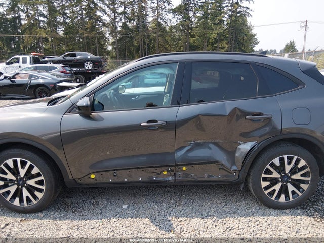 1FMCU9BZ4LUC54174 Ford Escape Se Sport Hybrid
