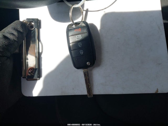 KIA SOUL + 2017 KNDJP3A50H7466011 Image 11