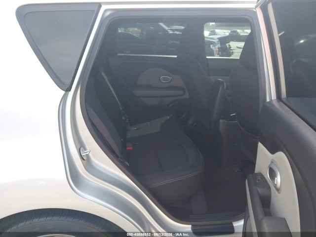 KIA SOUL + 2017 KNDJP3A50H7466011 Image 8