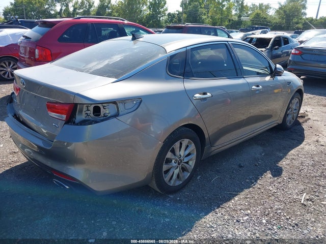 Продаж на аукціоні авто 2018 Kia Optima Ex, vin: 5XXGU4L3XJG207804, номер лоту: 45886565