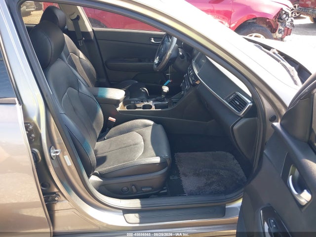 Продаж на аукціоні авто 2018 Kia Optima Ex, vin: 5XXGU4L3XJG207804, номер лоту: 45886565
