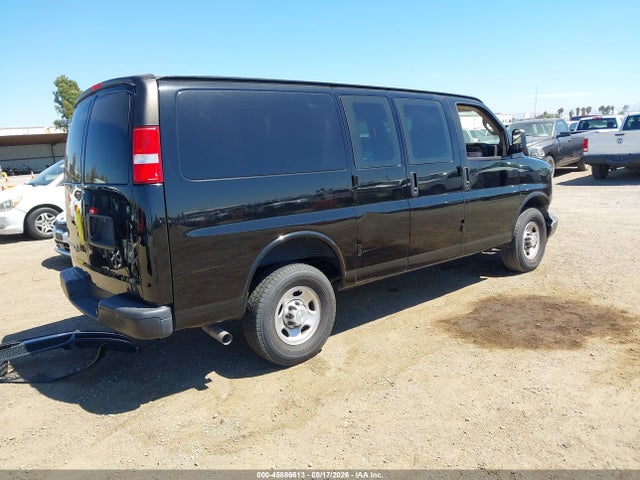 1GCWGAFP2P1221748 Chevrolet Express Cargo Rwd 2500 Regular Wheelbase Wt