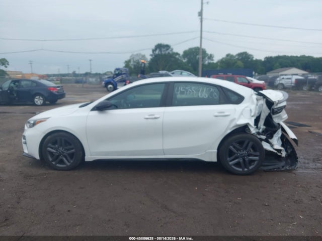45886628 :رقم المزاد ، 3KPF34AD9ME323437 vin ، 2021 Kia Forte Gt-line مزاد بيع