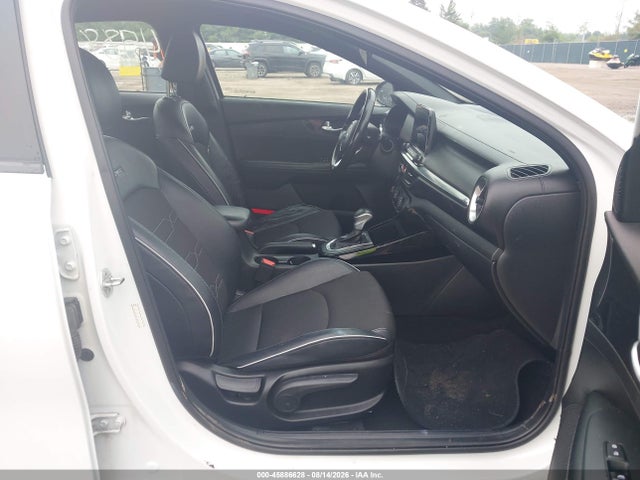 45886628 :رقم المزاد ، 3KPF34AD9ME323437 vin ، 2021 Kia Forte Gt-line مزاد بيع