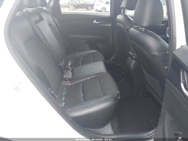45886628 :رقم المزاد ، 3KPF34AD9ME323437 vin ، 2021 Kia Forte Gt-line مزاد بيع