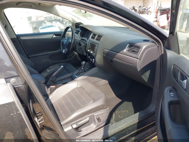 3VWL17AJ0EM380078 Volkswagen Jetta 1.8t Sel