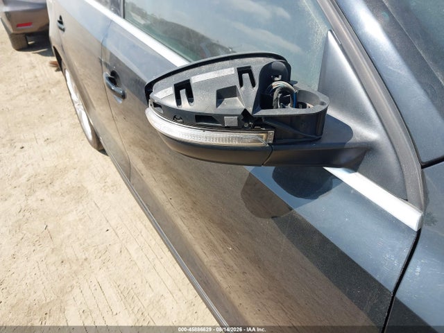 3VWL17AJ0EM380078 Volkswagen Jetta 1.8t Sel