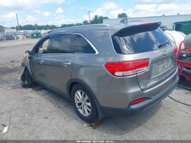 5XYPGDA55HG203211 KIA Sorento 3.3l Lx