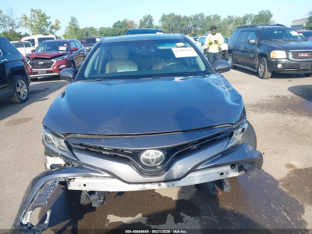 2018 Toyota Camry Le მანქანა იყიდება აუქციონზე, vin: 4T1B11HKXJU511299, აუქციონის ნომერი: 45886689