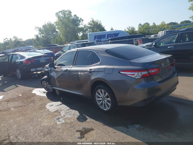 2018 Toyota Camry Le მანქანა იყიდება აუქციონზე, vin: 4T1B11HKXJU511299, აუქციონის ნომერი: 45886689