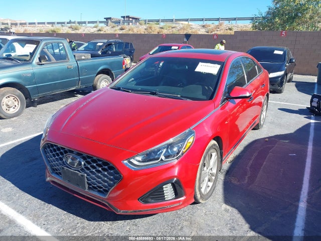 Hyundai Sonata Sport 2019 5NPE34AF6KH821925 Image 2