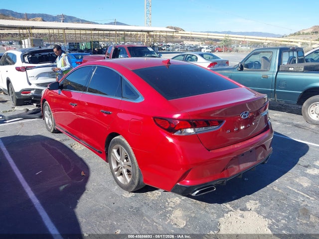 Hyundai Sonata Sport 2019 5NPE34AF6KH821925 Image 3