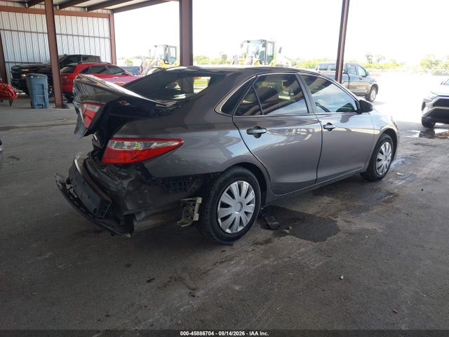 2015 Toyota Camry Le მანქანა იყიდება აუქციონზე, vin: 4T1BF1FK5FU042361, აუქციონის ნომერი: 45886704