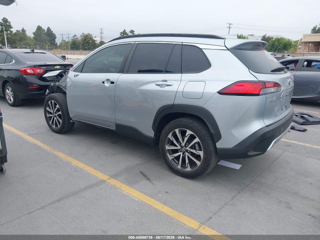Toyota Corolla Cross Xle 2024 7MUDAABG7RV080153 Image 3