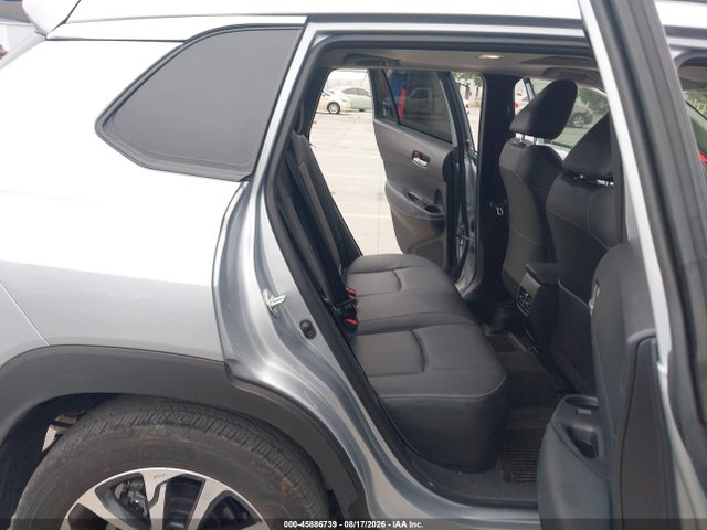 Toyota Corolla Cross Xle 2024 7MUDAABG7RV080153 Image 8