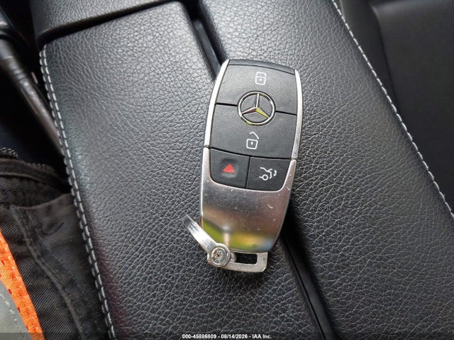 2021 Mercedes-benz Glb 250 4matic მანქანა იყიდება აუქციონზე, vin: W1N4M4HB2MW151873, აუქციონის ნომერი: 45886809