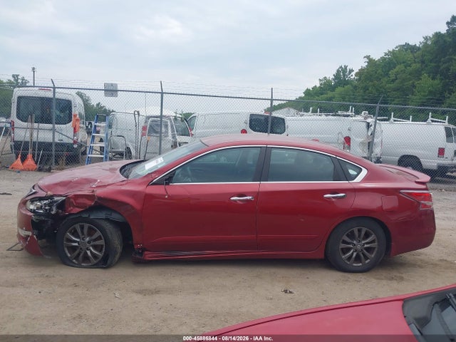 2015 Nissan Altima 2.5 S მანქანა იყიდება აუქციონზე, vin: 1N4AL3AP2FN902076, აუქციონის ნომერი: 45886844