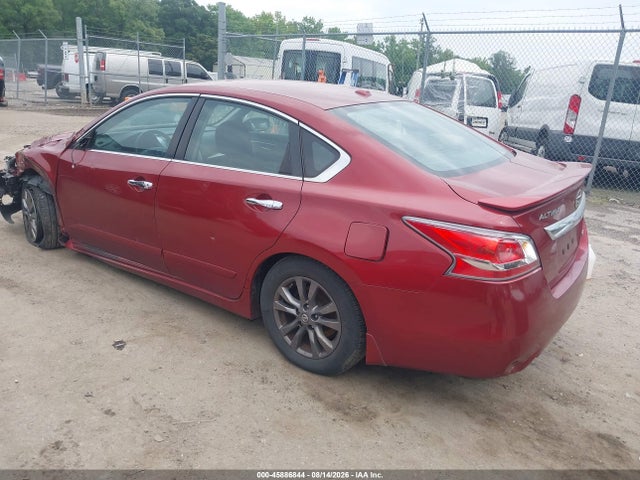 2015 Nissan Altima 2.5 S მანქანა იყიდება აუქციონზე, vin: 1N4AL3AP2FN902076, აუქციონის ნომერი: 45886844