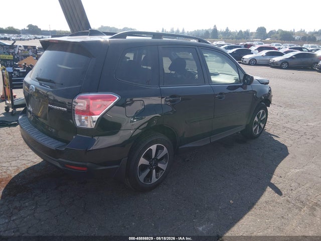 Subaru Forester 2.5i Premium 2018 JF2SJAEC2JH575204 Image 4