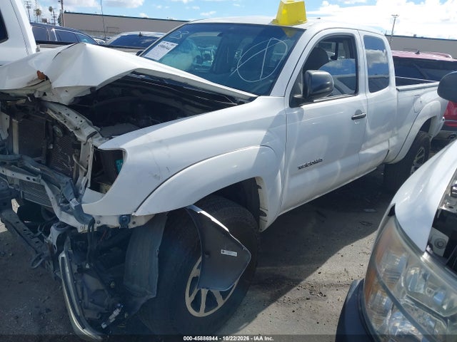 5TFTX4GN5EX036749 Toyota Tacoma Prerunner