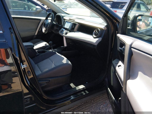 2015 Toyota Rav4 Xle მანქანა იყიდება აუქციონზე, vin: 2T3WFREV0FW185267, აუქციონის ნომერი: 45886997