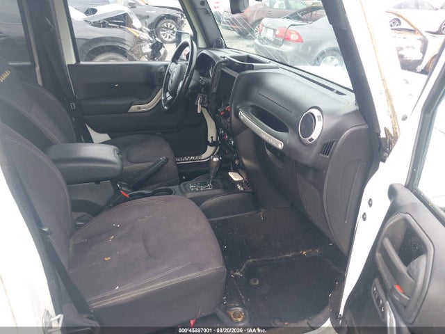 2014 Jeep Wrangler Unlimited Sahara მანქანა იყიდება აუქციონზე, vin: 1C4BJWEG6EL179651, აუქციონის ნომერი: 45887001