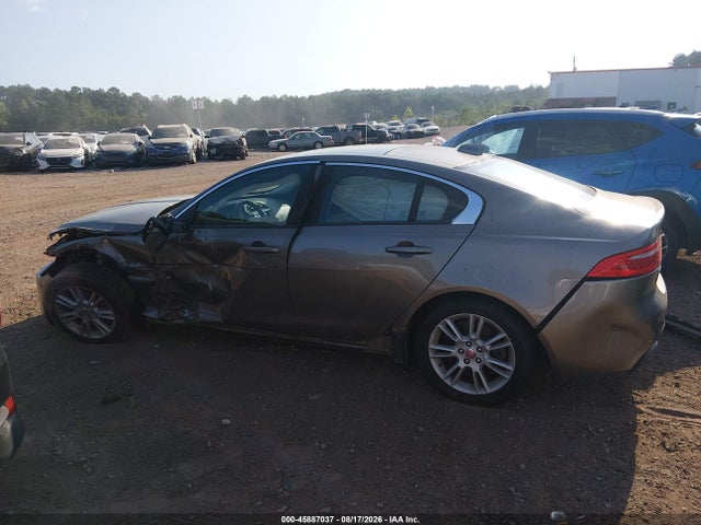 Продажа на аукционе авто 2017 Jaguar Xe 25t Premium, vin: SAJAD4BG2HA964469, номер лота: 45887037