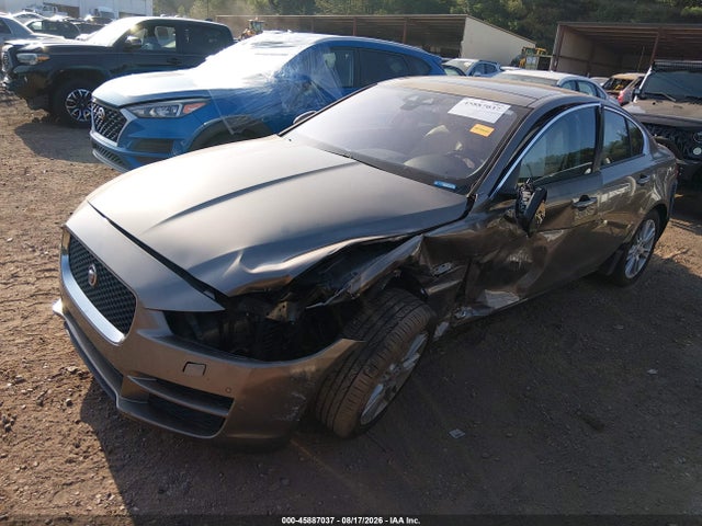 Продажа на аукционе авто 2017 Jaguar Xe 25t Premium, vin: SAJAD4BG2HA964469, номер лота: 45887037
