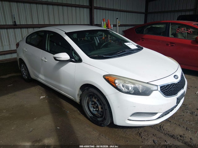 Auction sale of the 2015 Kia Forte Lx, vin: KNAFX4A68F5360027, lot number: 45887040
